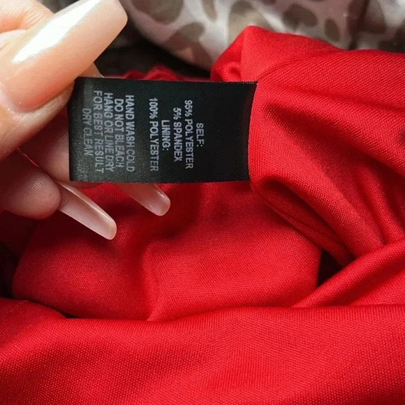 Lulus Red Maxi Length Formal Dress Holiday Event Christmas Party Gala Occasion - Picture 8 of 10